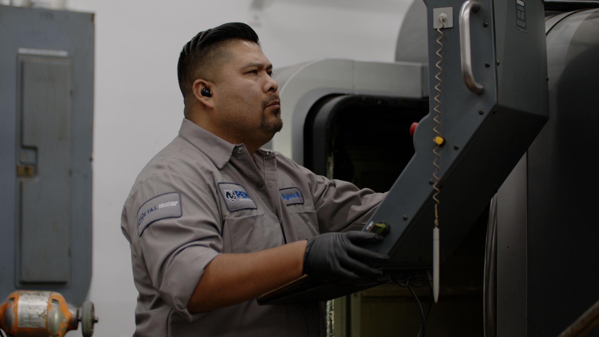 Streamlined Production with State-of-the-Art Equipment at PEN Manufacturing